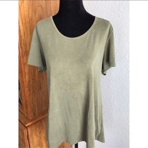 LulaRoe Classic T